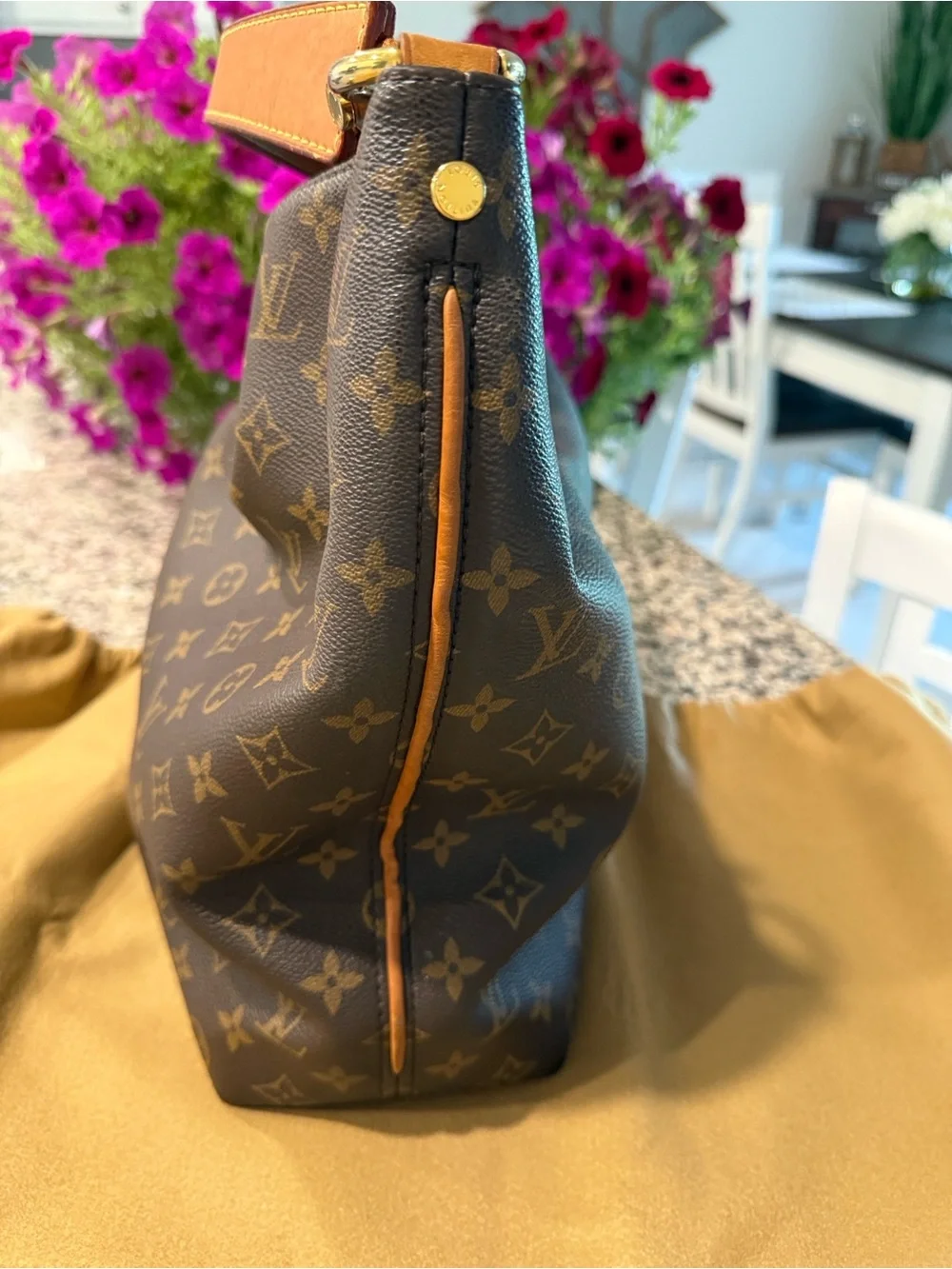 🌹Louis Vuitton Sully MM Monogram Canvas Hobo Bag